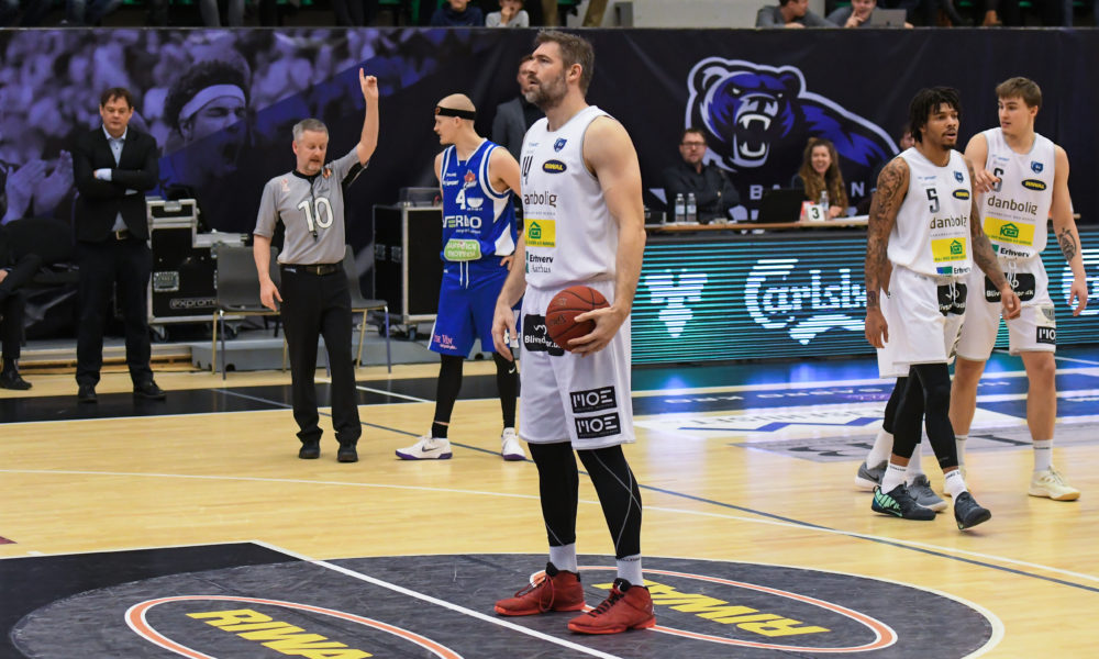 Chris Christoffersen Fullcourt